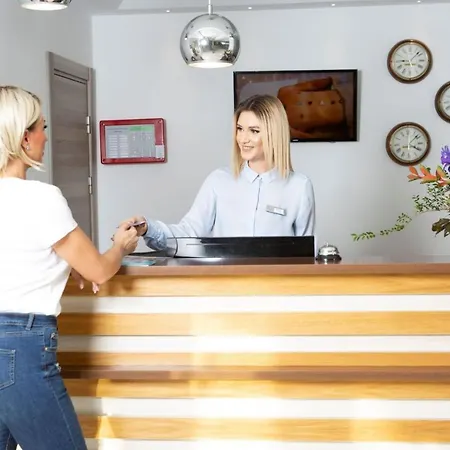 Hotel Mera Brise