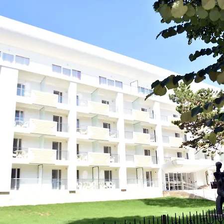 Hotel Mera Brise