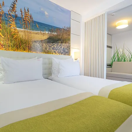 Hotel Mera Brise