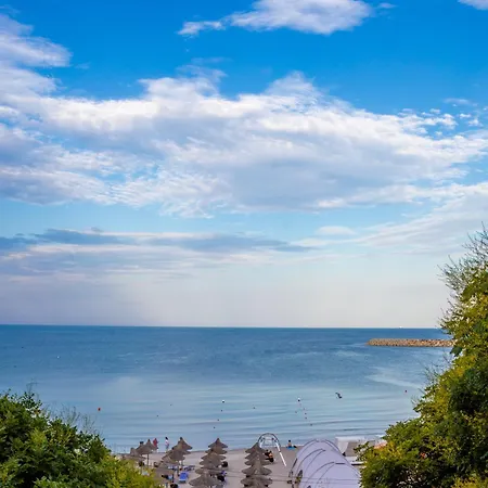 Hotel Mera Brise 4*