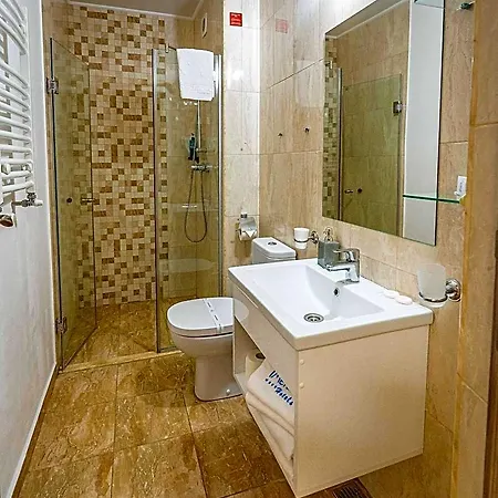 Hotel Mera Brise