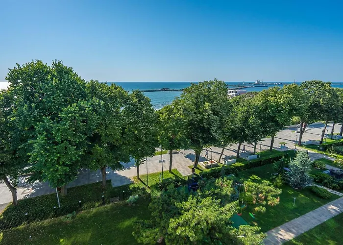 Mera Brise Szálloda 4*